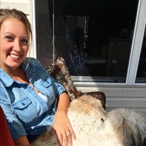 Meet your Posher, Melissa